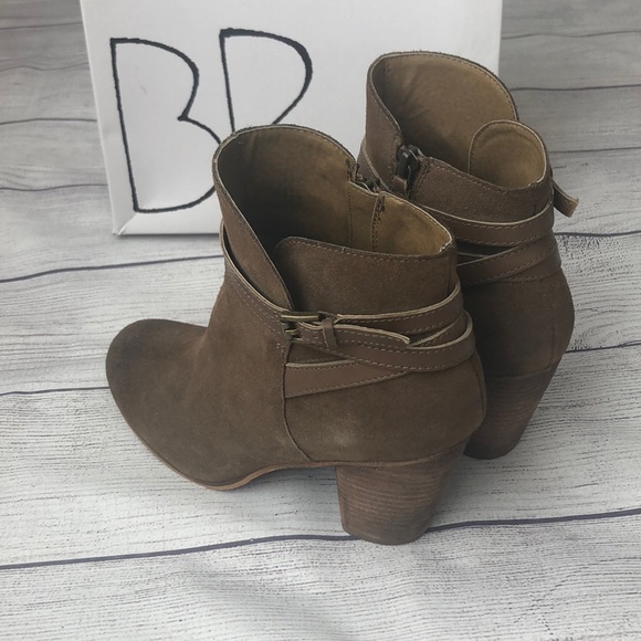 BP Booties Khaki Suede Size 7 - Picture 6 of 8
